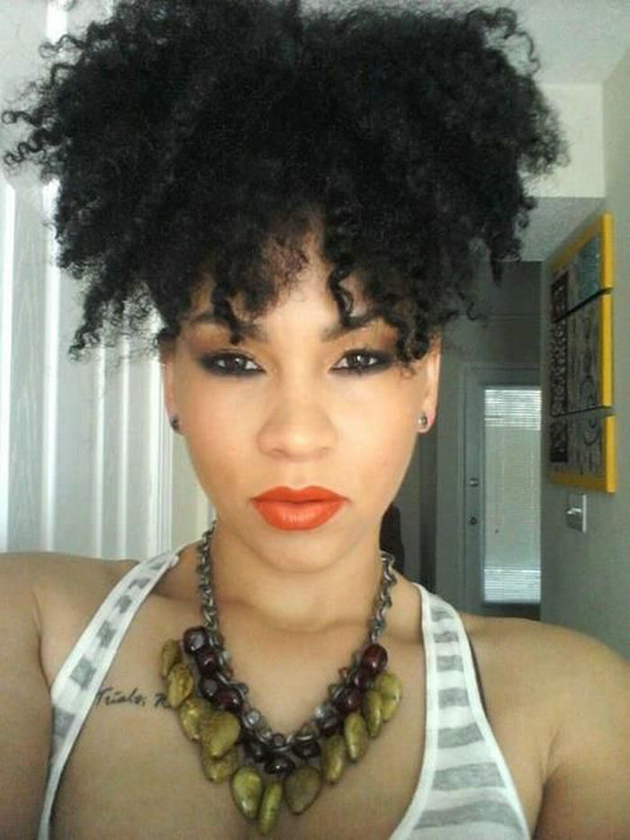 

Short high afro ponytail hairpieces Clip in Virgin malaysian hair drawstring ponytail Hair Extensions kinky puff humain hair ponytails