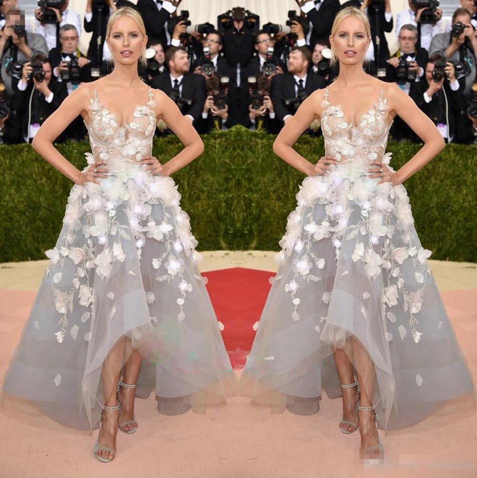 

Paolo Sebastian 2020 A Line Celebrity Evening Dresses V Neck 3D Floral Appliques High Low Silver Tulle Formal Prom Special Occasion Gowns, White