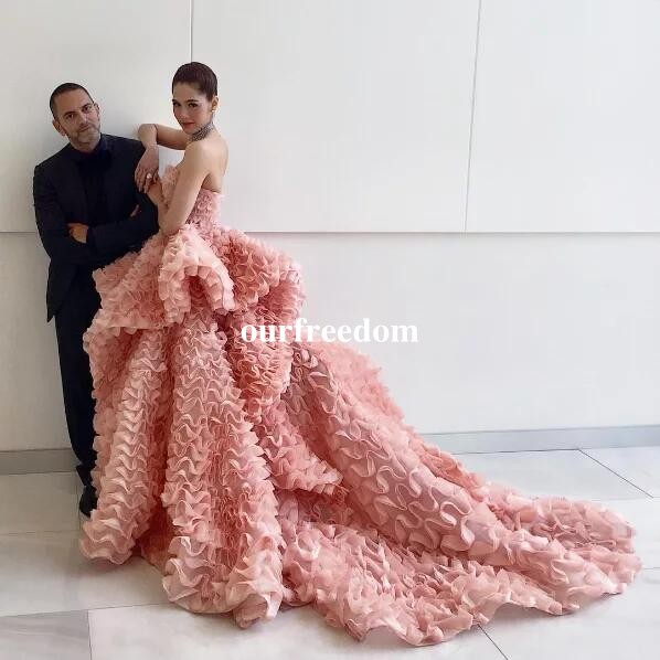 

Gorgeous 2917 Strapless Ruffles Tulle Evening Dresses Peplum Sweep Train Detail Celebrity Prom Occasion Dresses Custom Made, Orange
