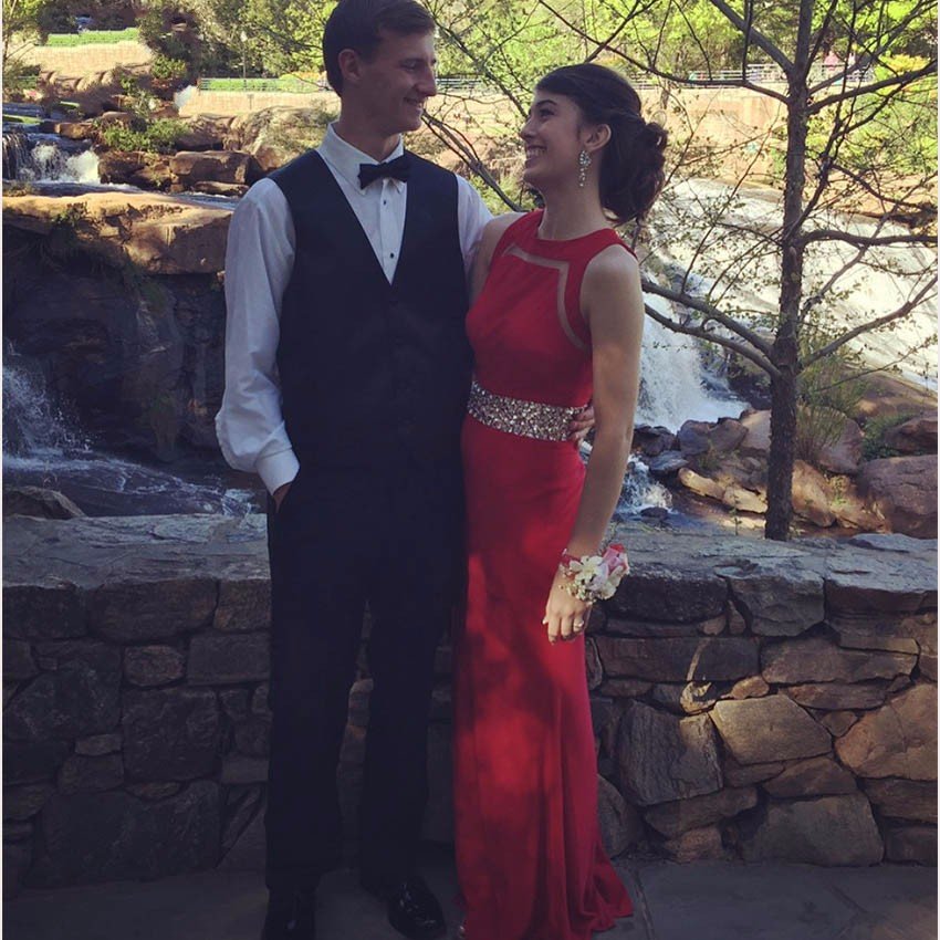 

Red Elegant A Line Prom Dresses Satin Jewel Neckline Modest Formal Evening Gowns With Sash Floor Length Arabic Party Dress 2018, Dark red
