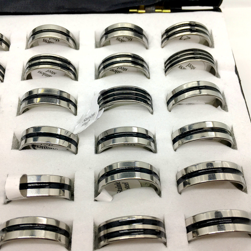 

50pcs Black Stainless Steel Fashion Mens Women Jewelry Ring Wedding Party Gift Rings Wholesale Lots