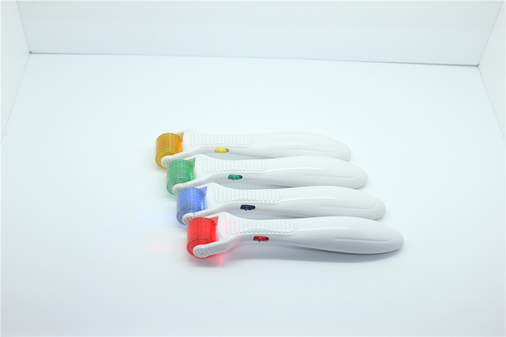

TM-DR003 MOQ 50PC 2 in 1 540 titanium Needles derma roller microneedle with micro vibration and led light red blue green yellow light