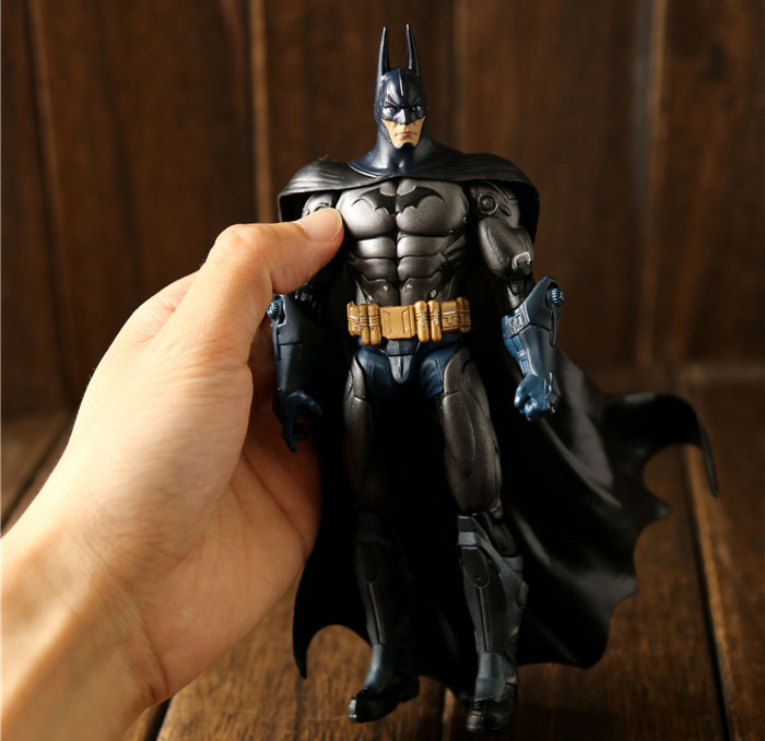 NUOVO DC Batman Il Joker PVC Action Figure Da Collezione Giocattolo Modello 7/" 18cm