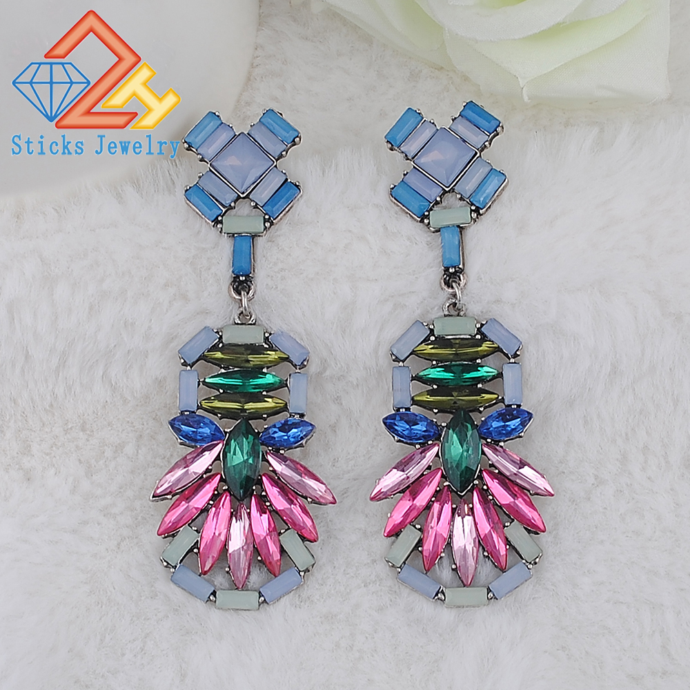 

New Lady European and American fashion long earrings 100% environmentally friendly materials multicolor acrylic 1pair / lot large drop shipp