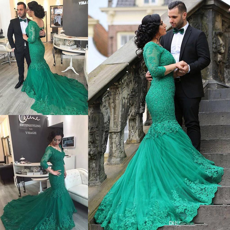 

2016 Winter Green Mermaid Prom Dresses V Neck 3/4 Long Sleeves Appliques Lace Tulle Corset Arbaic Plus Size Evening Gowns Formal Dresses, Black