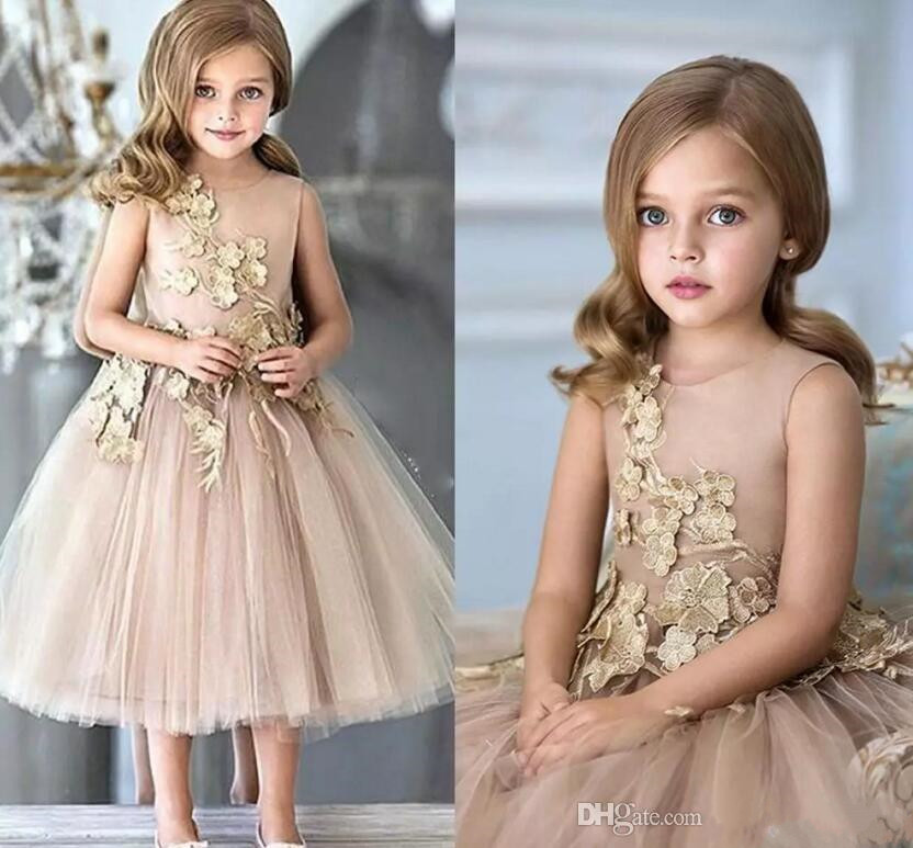 

Gold Appliques Flower Girl Dresses For Wedding 2019 Newest Tea Length Communion Gowns Cheap Pageant Dress For Girls, Champagne