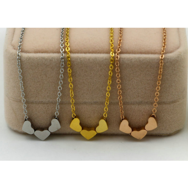

Wholesale- Fashion Jewelry Necklace Three Love Heart Gold Sequin Bead Pendant Necklace Women Choker Jewelry