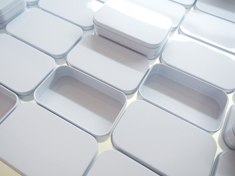 

New Arrival white Rectangle gift storage metal box sealing plain tin box 95x60x21mm without hinge