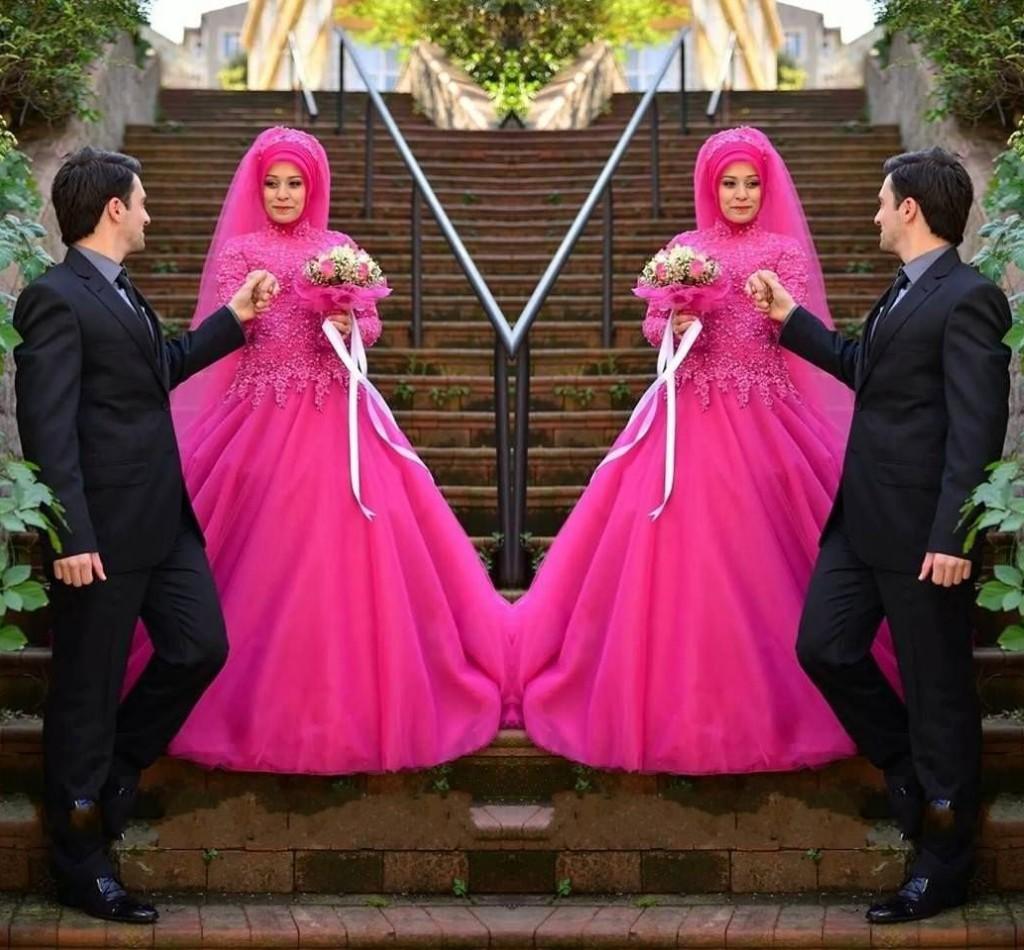 

Hot Pink Muslim Wedding Dresses with Long Sleeve Applique lace Beaded Sweep train High Neck Gorgouse Bridal Gowns with headwear, White