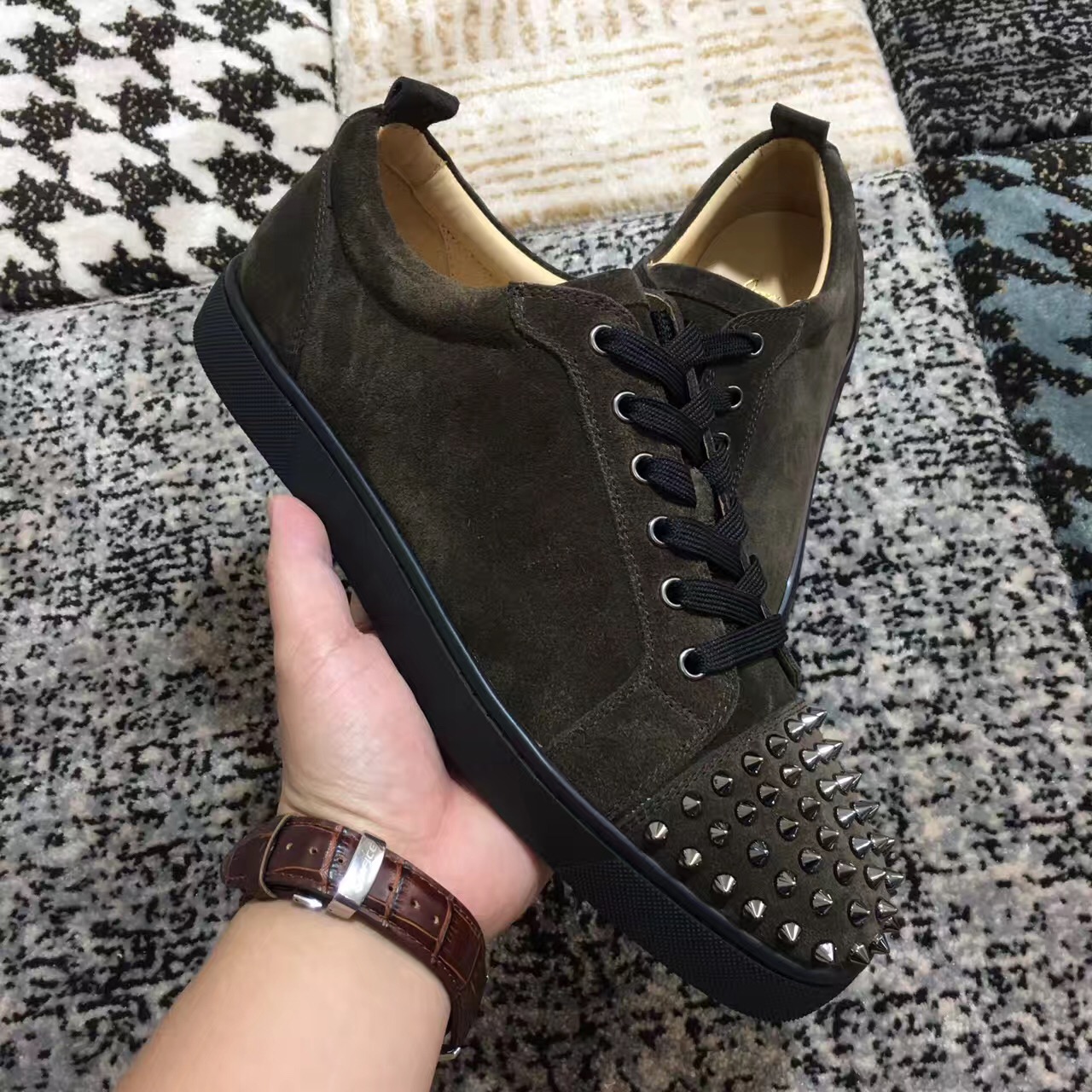 

Junior Spikes Sneakers Shoes Women,Men Low Top Trainers Flats Designer Red Bottom Party Dress Sneaker Casual Walking Flats Size:35-46, As picture show