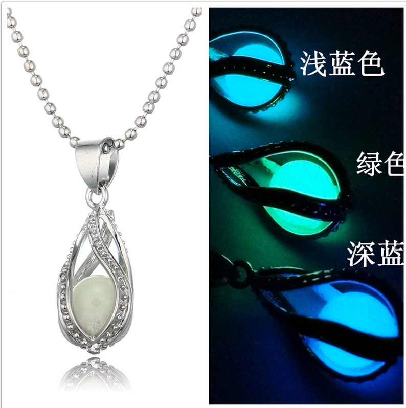 

Waterdrop Glow Pendant Lockets Luminous Ball Bead Chain Hollow Out European and American Atlantis Glow In Dark Chocker Necklaces 3colors