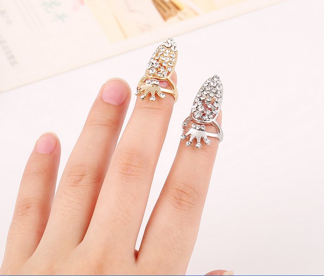 

Crown Nail Armour For Womens Rhinestone Crystal Decorated Gold /Silver Tone Nail Guard Fingernail Rings