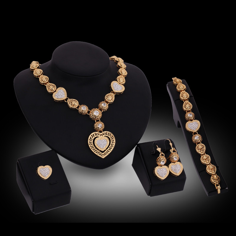 Rings Earrings Necklaces Bracelets Jewelry Sets Fashion Rhinestone 18K Gold Plated Hollow Out Alloy Heart Party Jewelry 4-Piece Set JS141