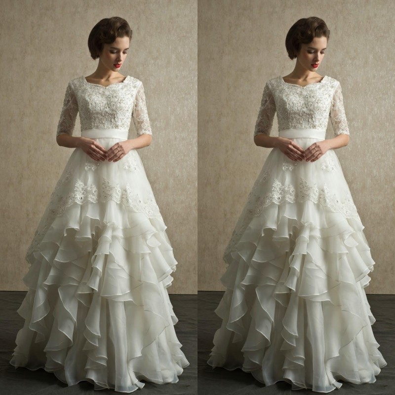 

Gorgeous Wedding Dresses Cheap A Line Crew Neck Short Half Sleeves Beaded Lace Appliques Bridal Gowns Ruffled Floor Length Skirt, Red