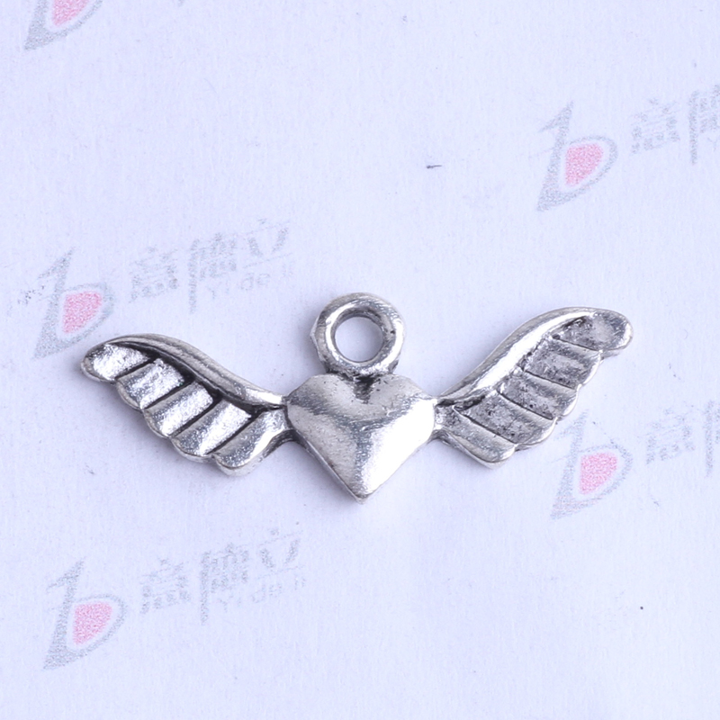 

28.5*11.4mm Vintage wings flying Heart Charms Antique Silver/bronze Pendant Fit Bracelets Necklace DIY 200pcs/lot 2522