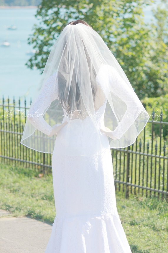 

Top New Quality Best Sale Cheap Romantic Fashion Designer White Ivory Wrist Beaded Edge veil Mantilla veil Bridal Head Pieces