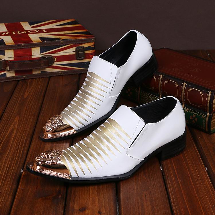 

Designer Mens Fashion Leisure Dress Shoes Metal Toe Charm Slip On Boat Shoes For Mens White With Red Flat Playing Shoes 38-46