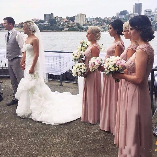 

Cheap Dusty Rose Pink Chiffon Long Bridesmaid Dresses 2019 Applique Ruched Floor Length Maid of Honor Wedding Party Gown