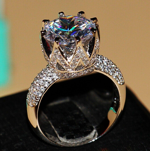 

Wholesale - Victoria Wieck 8ct Big Stone Solitaire 925 sterling silver filled Topaz Simulated Diamond Wedding Crown Rings For Women Size 5/6