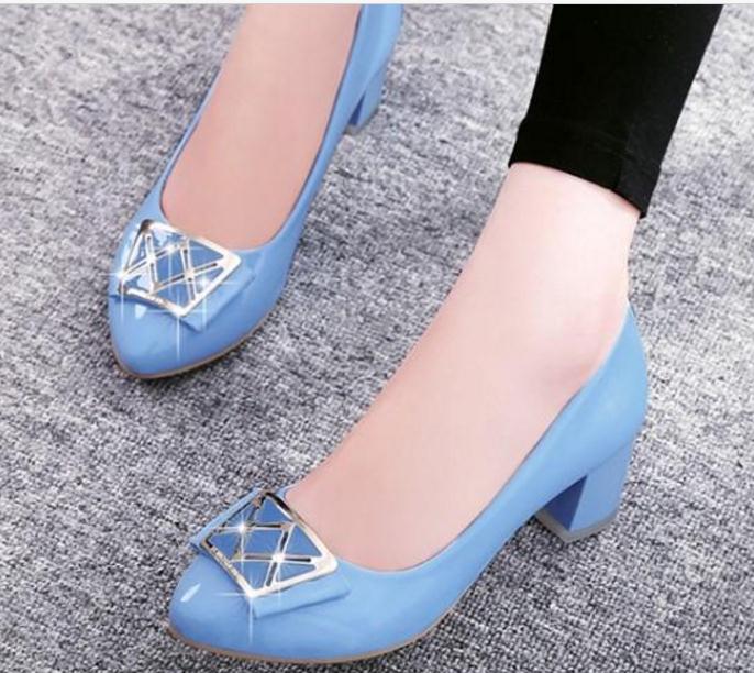 32-43 taille des chaussures au printemps et en automne avec de nouveaux talons rugueux chaussures OL chaussures en cuir bas banlieue