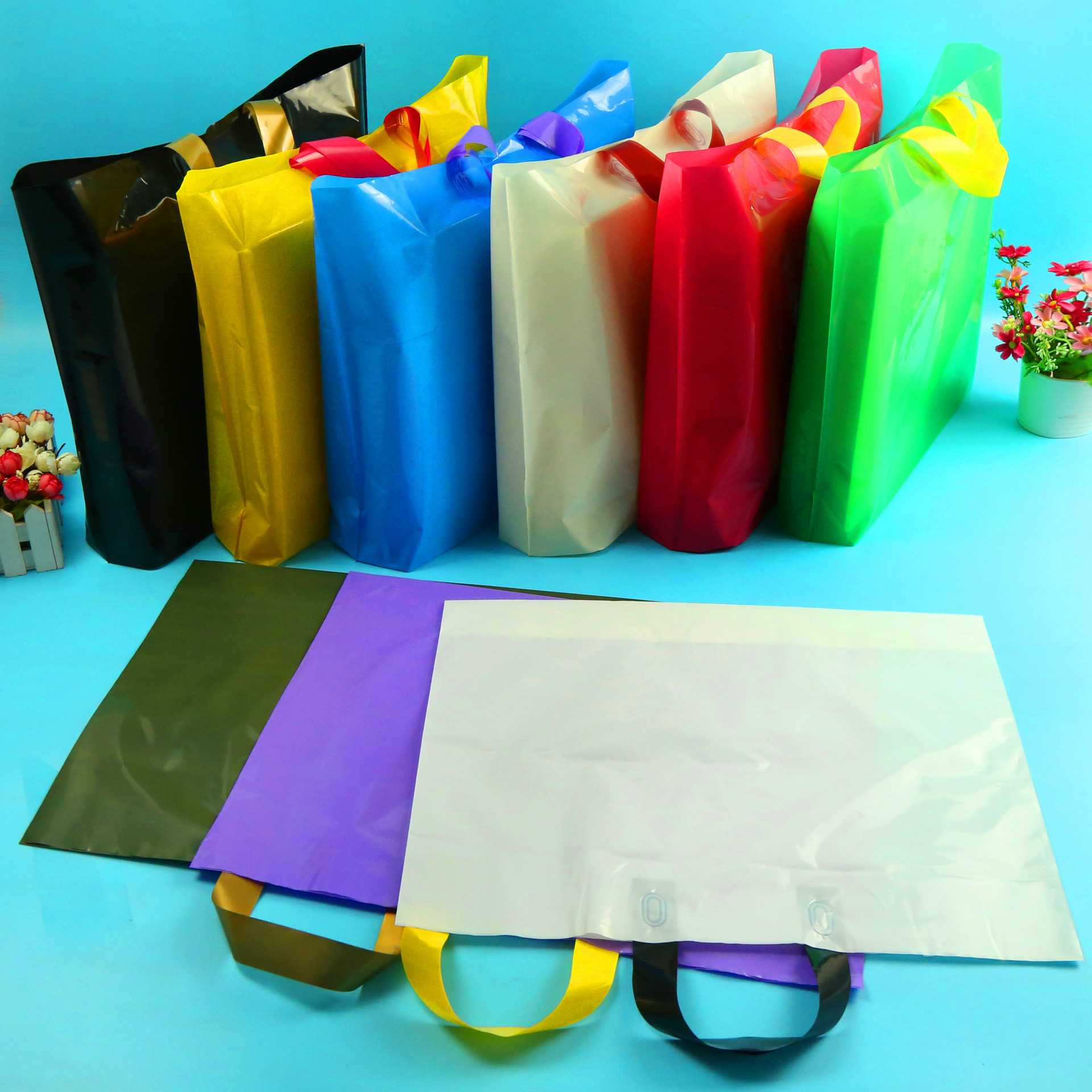 

100pcs/lot 38*32cm High quanlity environmental protection Plastic Shopping Bags Apparel Promotion handle Bag/Colorful folding bag, Rose red
