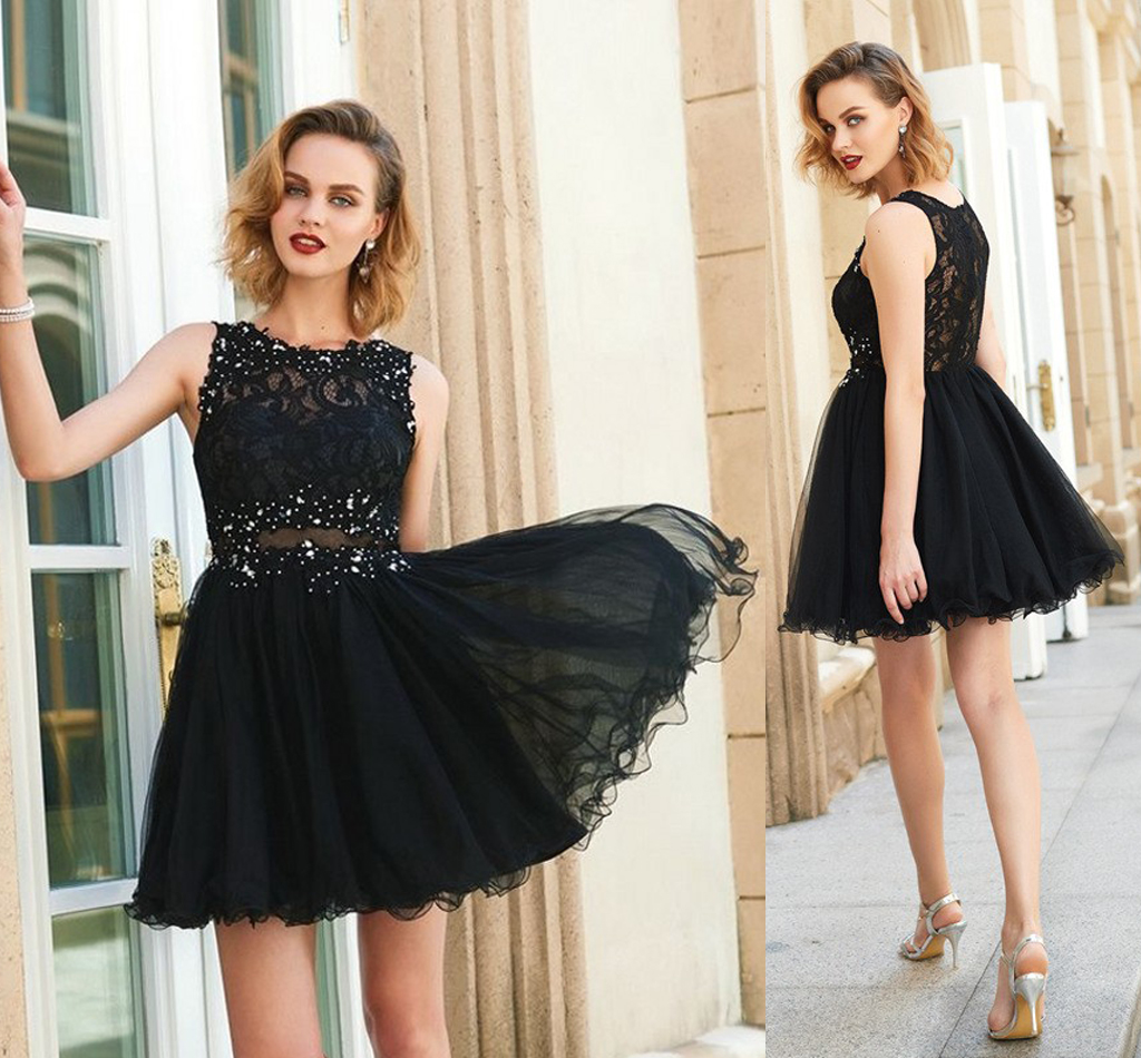 

Attractive Black Lace Tulle Homecoming Dresses Scoop Sleeveless Crystal Beaded Short Prom Dresses Newest Style Party Dresses