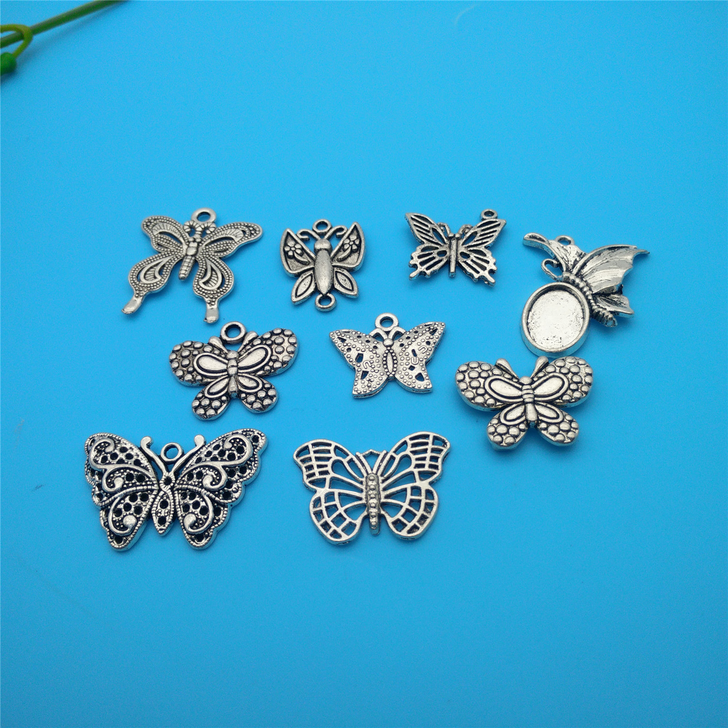

Mixed Tibetan Silver Plated Butterfly Charms Pendants Jewelry Making Bracelet Necklace Fashion Jewelry Accessories DIY Gifts HOT V112