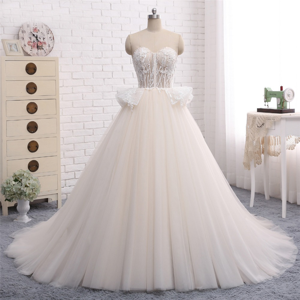 

Gorgeous New Long Wedding Dress 2019 Sweetheart Neck Off the Shoulder Ball Gown Appliques Lace Tulle Bridal Gowns Vestidos, Red