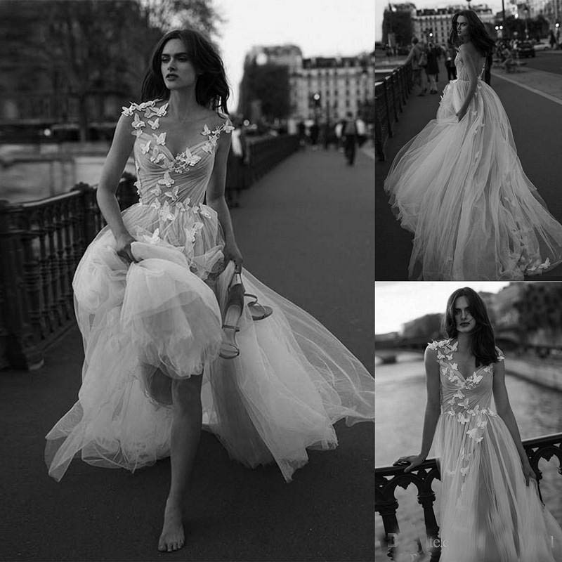 

Liz Martinez 2018 Illusion Tulle Beach Wedding Dresses 3D Floral Bohemian Backless Sexy Country Bridal Gowns Robe de Mariage, White