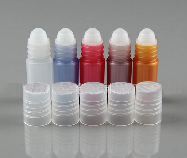 

Factory Price 3ml Plastic Roll-on Bottles With White Caps for AromatherapyEssential Oil,Perfume,Lip Gloss,Travel Size 500Pcs/lot By DHL