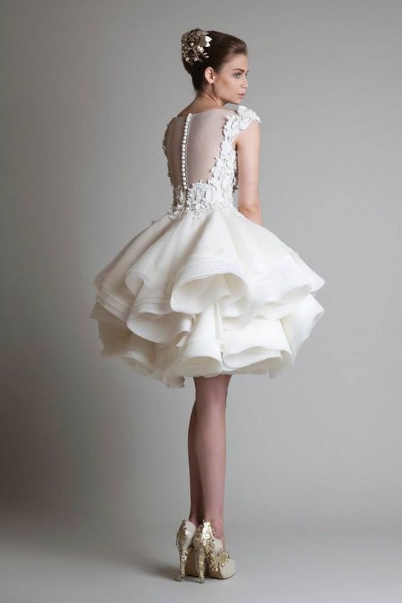 

krikor jabotian New Cheap Short Wedding Dresses Jewel Neck Cap Sleeves Illusion Lace 3D Appliques Ball Gown Tiered Ruffles Bridal Gowns, White