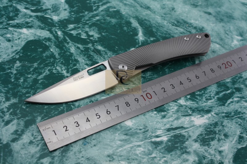 

Italy Lion Steel TiSpine TC4 titanium folding knife D2 Gray Tactical camping hunting outdoor survival practical knives EDC tool