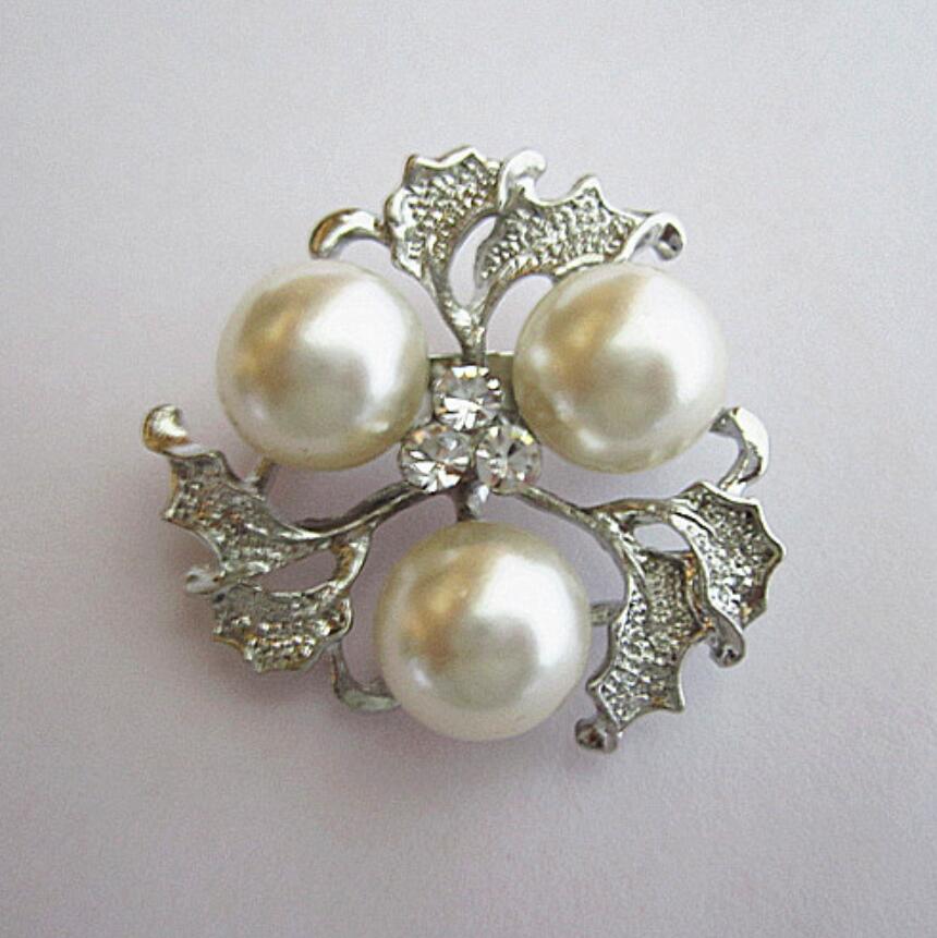 

Dark Silver Plated Cream Pearl Crystal Cheap Flower Brooch