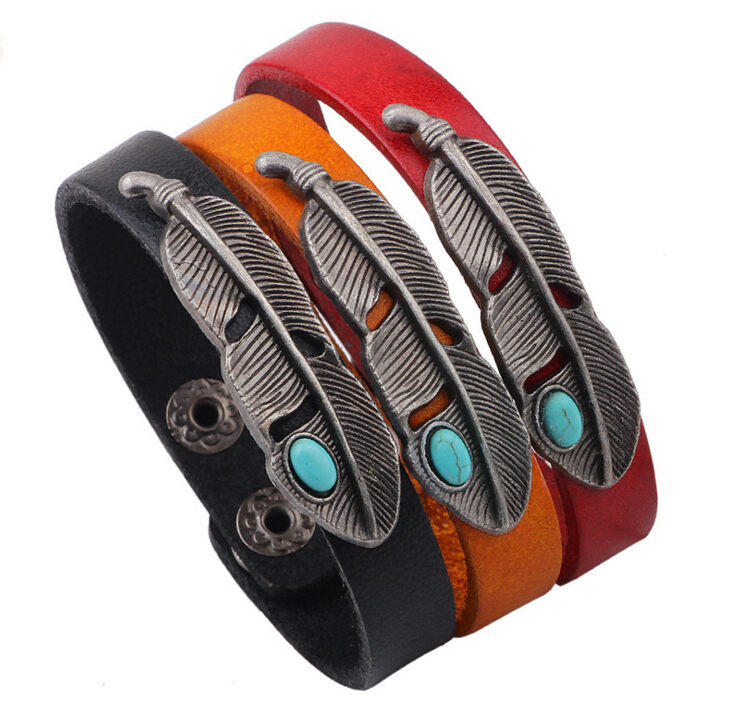 

2016 summer European and American fashion hot original Korean jewelry leather bracelet alloy turquoise feathers bracelet, Golden;silver