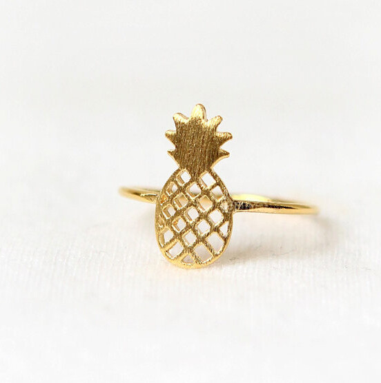 

Fashion hollowed-out pineapple pineapple ring 18 k gold plated ring shape design festival best gift for women, Golden;silver