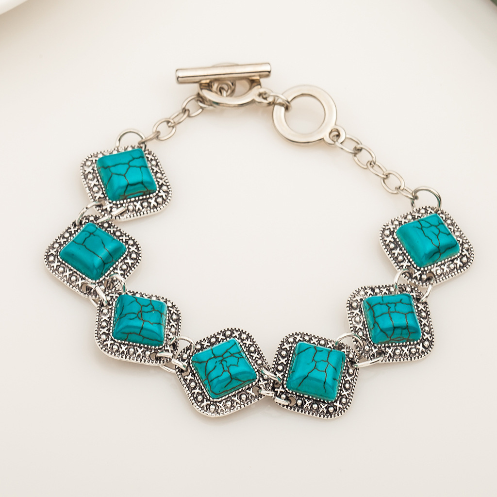 

Newest Classic Square Green Turquoise Bracelet Women Vintage Jewelry Trendy Silver Color Chain Link Bracelets Good Quality