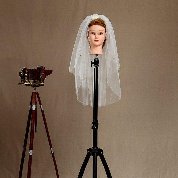 

New Fashion Designer Best Sale Alloy Comb Tulle Romantic Elbow White Ivory Line Edge Veil Mantilla Veil Bridal Head Pieces