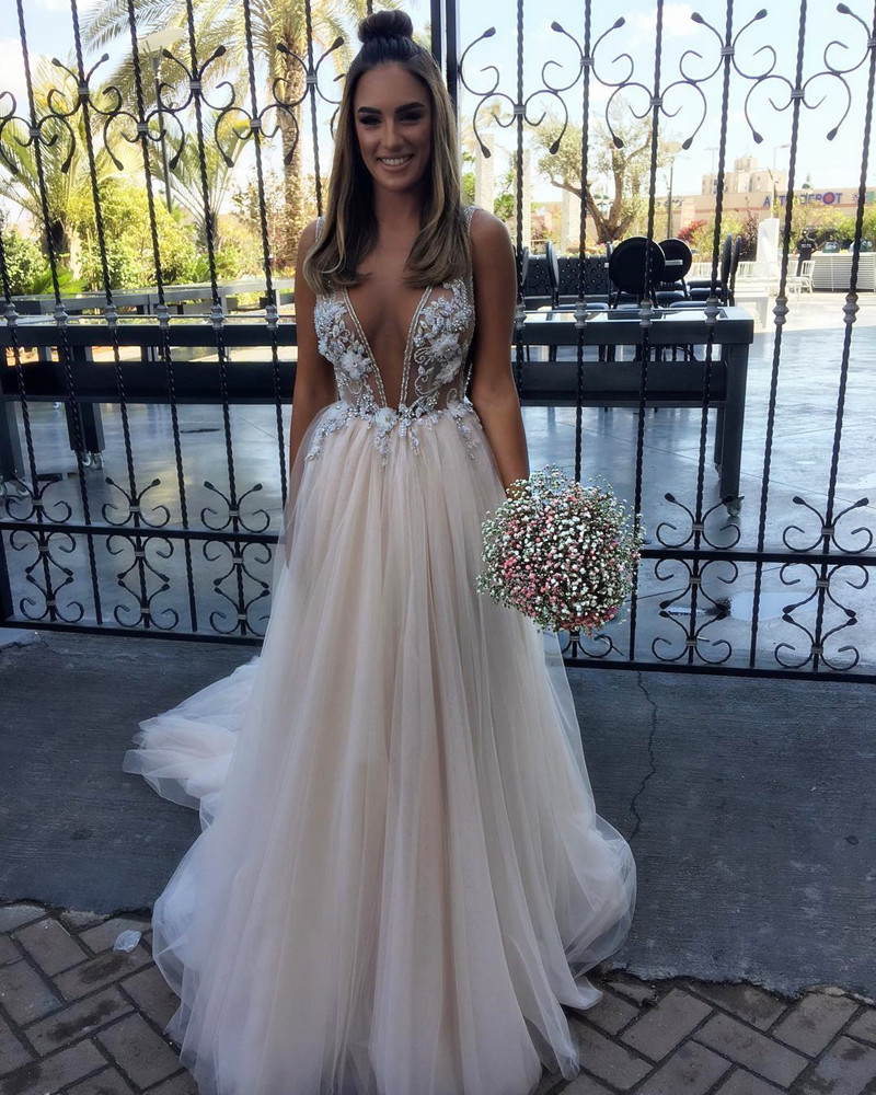 

Charming Beaded Bohemian Wedding Dresses Appliqued A-Line Deep V Neck Bridal Gowns Sweep Train Tulle Vestido De Novia Wedding Dress, Champagne