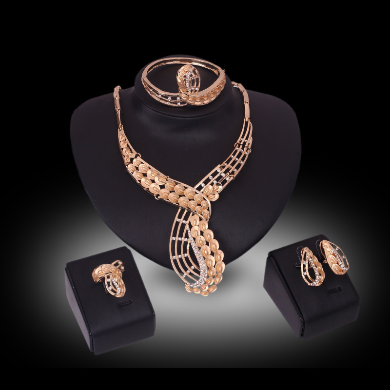 

Ring Necklace Bangle Earrings Jewelry Set Luxury Royal Women Rhinestone 18K Gold Plated Alloy Wedding Jewelry 4-Piece Set Wholesale JS200