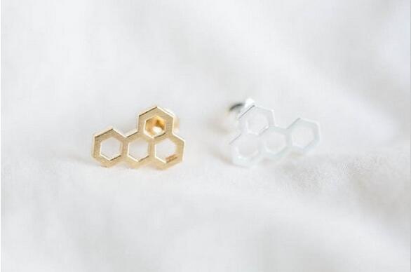 

Fashion Honeycomb stud earrings wholesale free shipping, Golden;silver