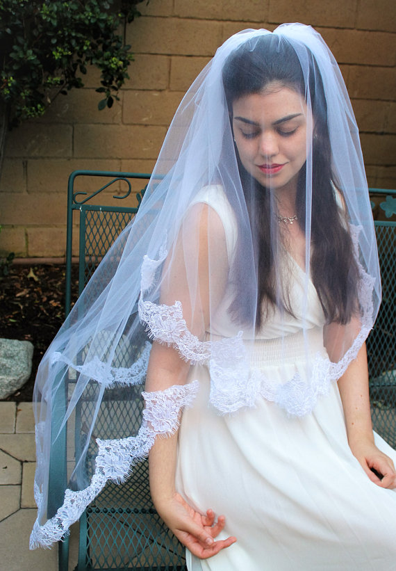 

Hot Sell Two Layer Wedding Veil White Ivory Waltz Length Bridal Veil With Comb Tulle