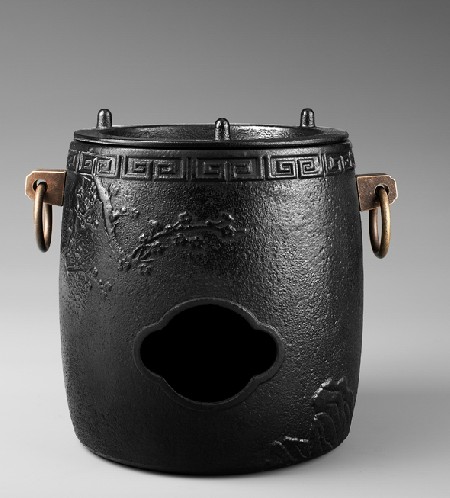 

portable Cast iron charcoal stove iron pot mini stove 14.5*15 cm Outdoor picnic garden bbq home heating furnace 003