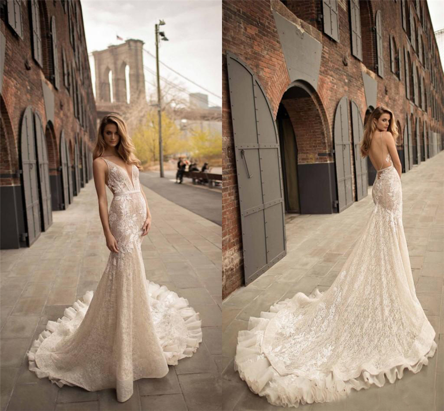 

Sleeveless Arabic Bridal Dresses Luxurious Modern Wedding Gowns Applique Champagne Berta Lace Backless V-Neck Sexy Wedding Dresses, Same as image