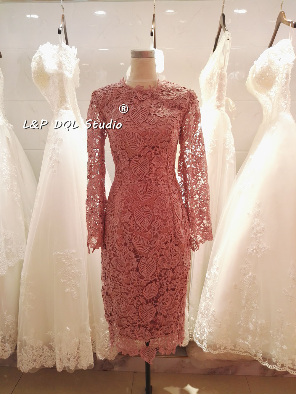 

Fancy Lace Bridesmaid Dresses Long Sleeves Zipper Back Tea Length Elegant Royal Blue,Yellow,White,Ivory Real Pictures