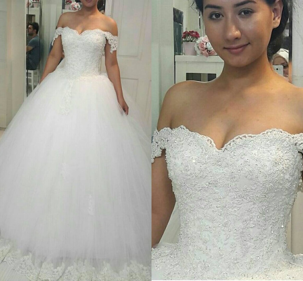 

Off Shoulder Ball Gowns Princess Lace Wedding Dresses Sweetheart Appliques with Beaded Wedding Gowns Puffy Skirt Lace-Up Back Bride Dress, Champagne