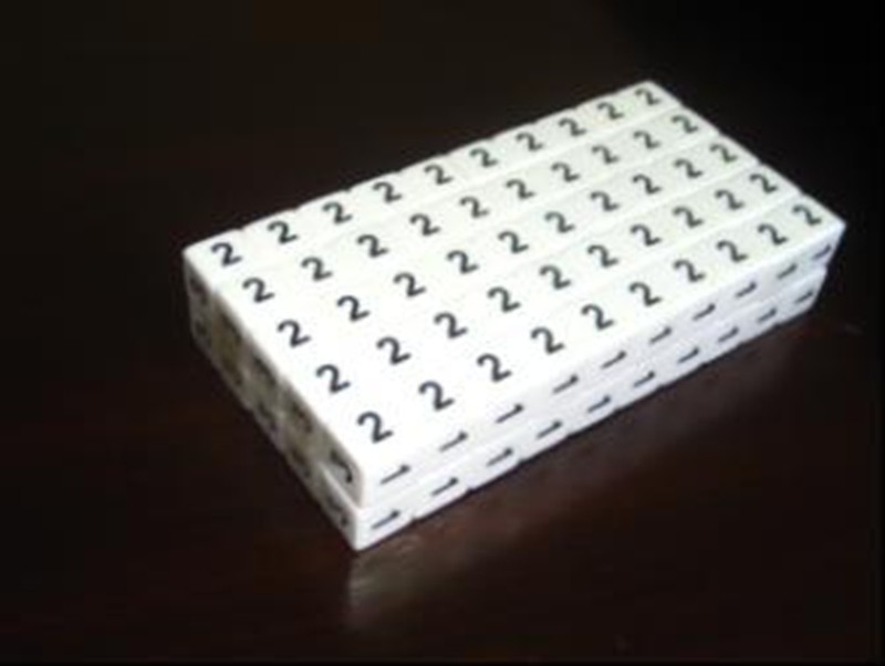 

Special Dices 16mm Digital Dice D6 Two Sided 1 2 3 Funny Family Games Entertainment Toy Gift Good Price High Quality #S24