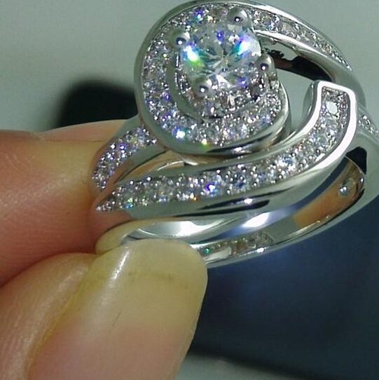 

Wholesale - Free shipping Size 6/7/8/9/10 Brand design Fashion jewelry white Topaz 10kt white gold filled Gem Wedding Ring set gift