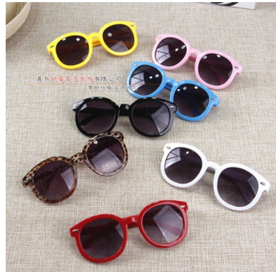 

2021 Vintage Round Sun Glasses Children Arrow Glass Baby Boys Girls Kids Sunglasses Summer Goggles Oculos De Sol Gafas