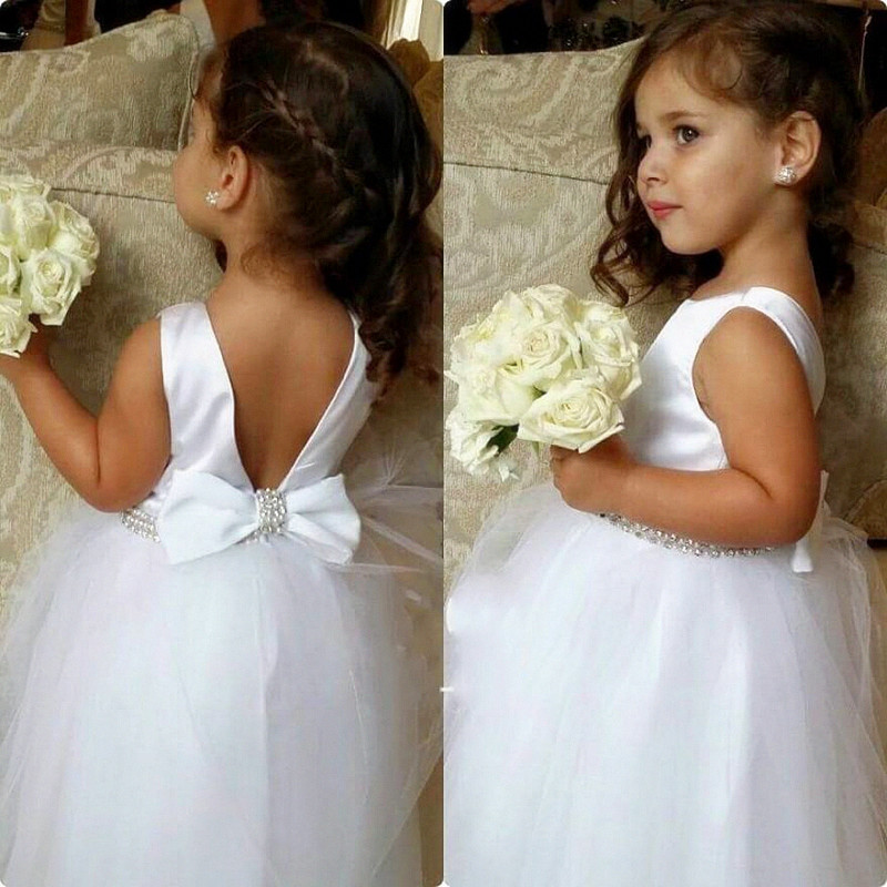 

Handmade Girls Dress For Wedding White Beaded Flower Dresses Jewel Neckline Floor Length Lovely Princess Girls Pageant Gown Party Gowns, Hunter