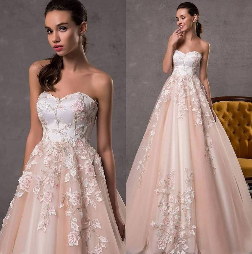 

Stunning 3D Appliqued Prom Dresses Strapless Neck A Line Party Dress Floor Length Custom Made Tulle Evening Gowns, Light yellow